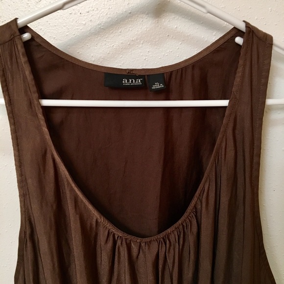 Ana Tank - Picture 6 of 6